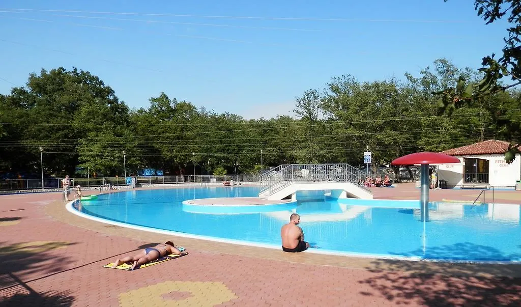 Kompleks wypoczynkowy Easyatent Bungalow Tent Bijela Uvala Poreč Chorwacja