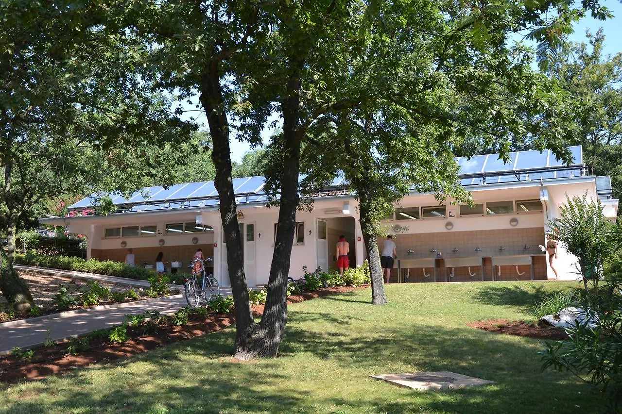 Kompleks wypoczynkowy Easyatent Bungalow Tent Bijela Uvala Poreč